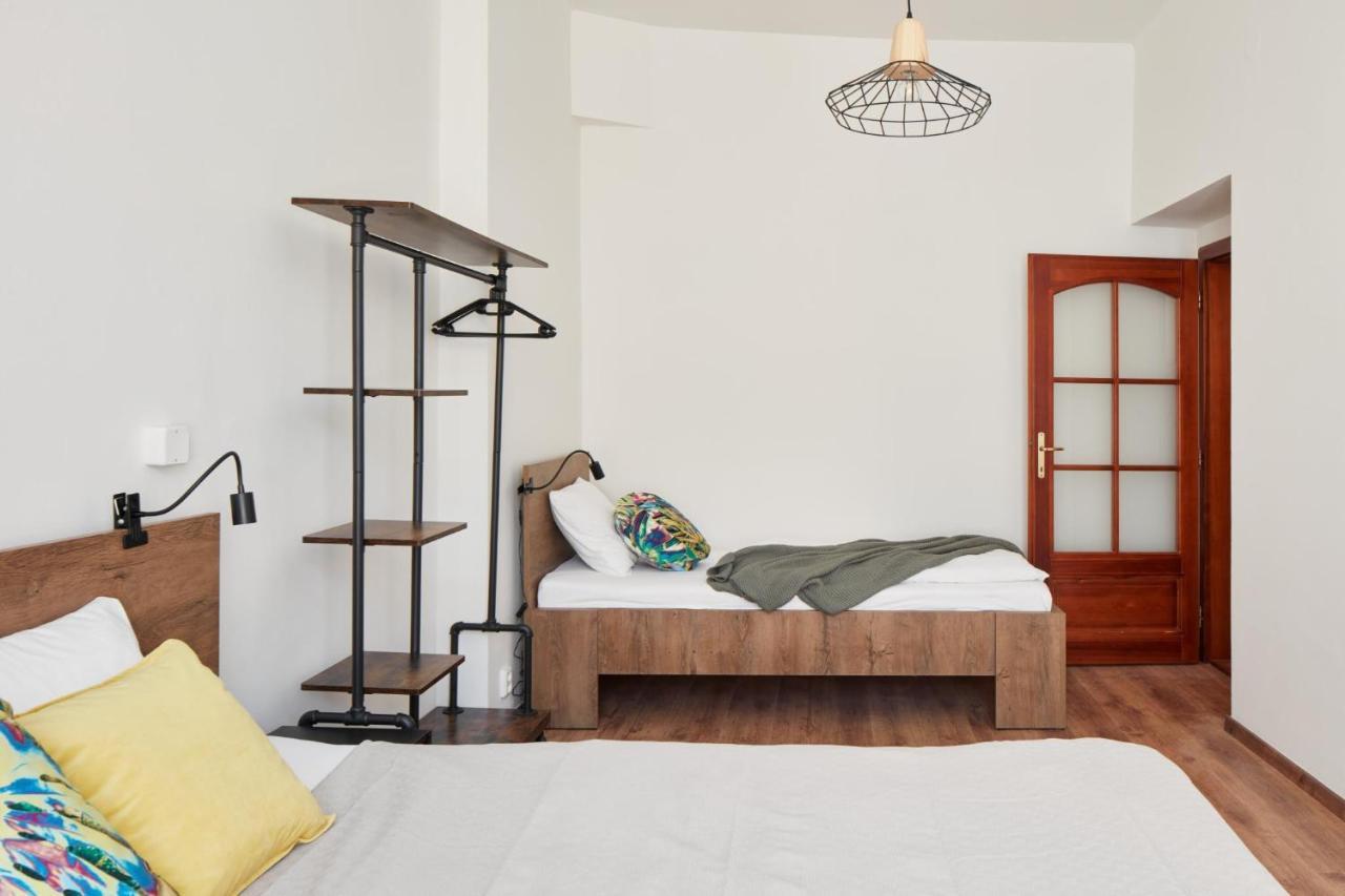 Prague Days - Spacious 3Bdr Apartment - Trendy Neighbourhood Exterior foto