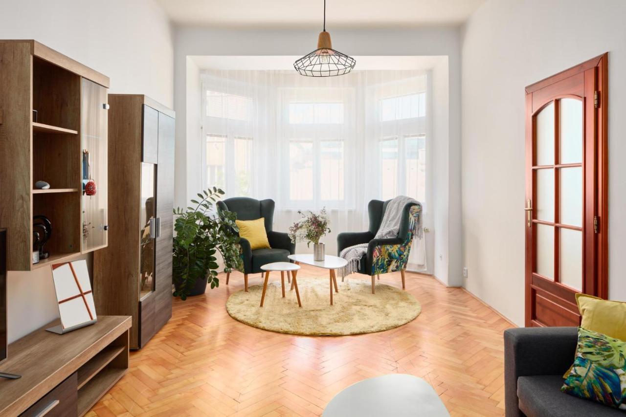 Prague Days - Spacious 3Bdr Apartment - Trendy Neighbourhood Exterior foto