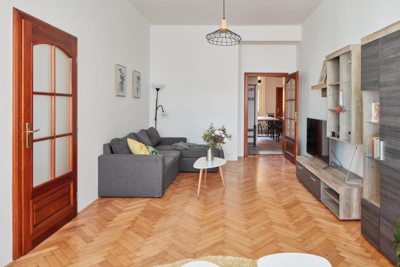 Prague Days - Spacious 3Bdr Apartment - Trendy Neighbourhood Exterior foto